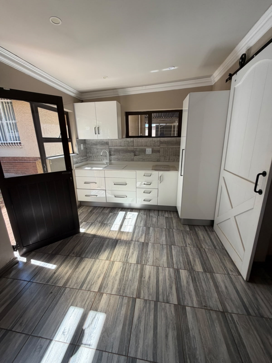 To Let 3 Bedroom Property for Rent in Marlands Gauteng