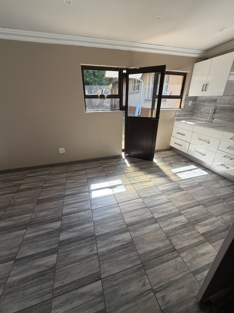 To Let 3 Bedroom Property for Rent in Marlands Gauteng