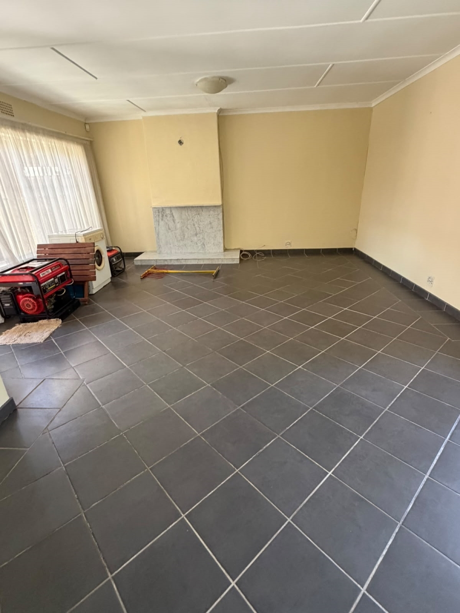 To Let 3 Bedroom Property for Rent in Marlands Gauteng