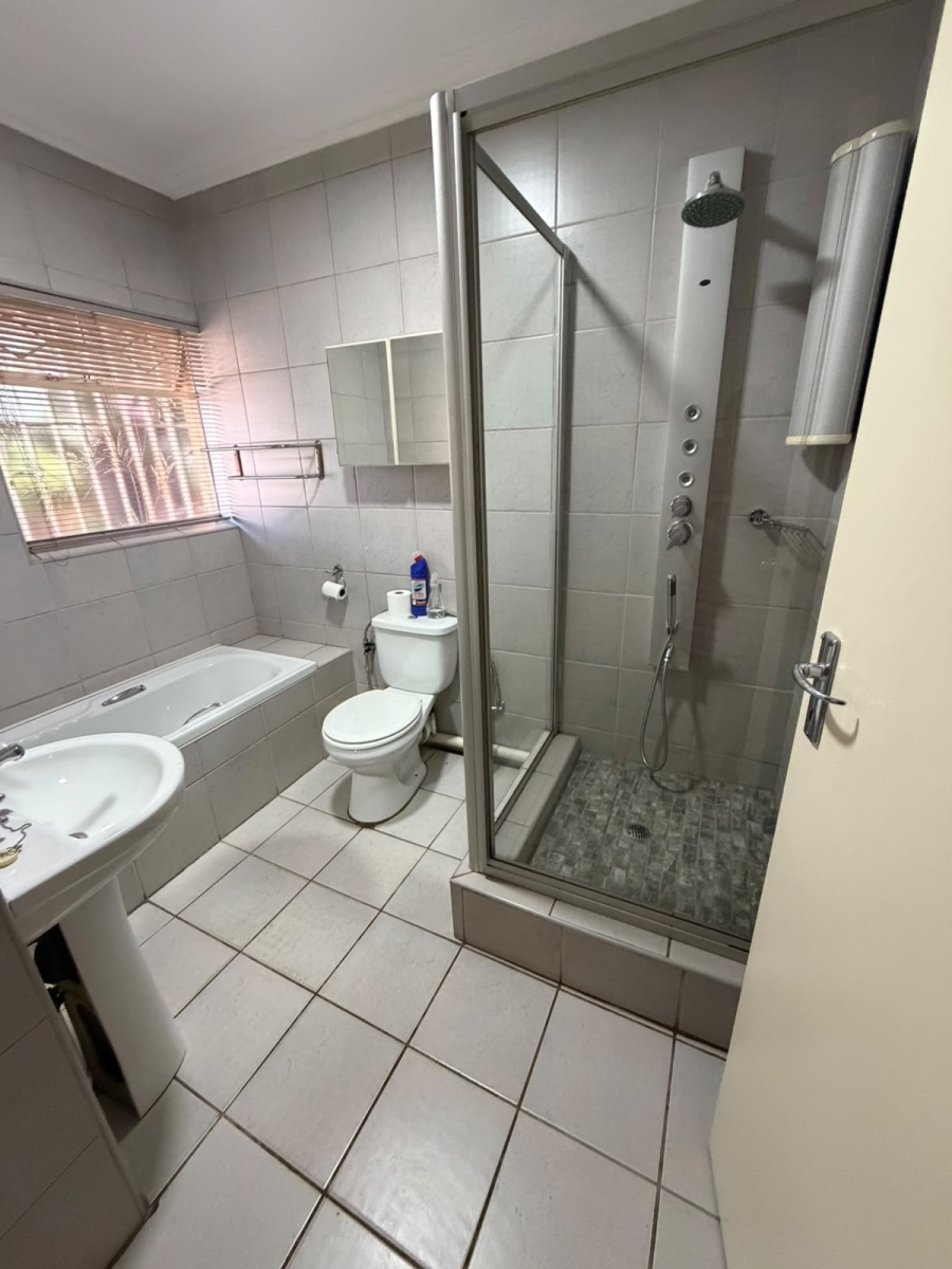 To Let 3 Bedroom Property for Rent in Marlands Gauteng