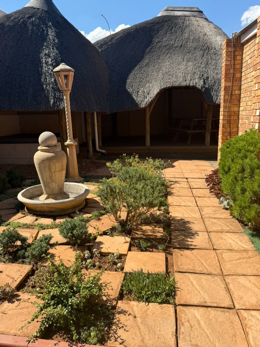 To Let 3 Bedroom Property for Rent in Marlands Gauteng