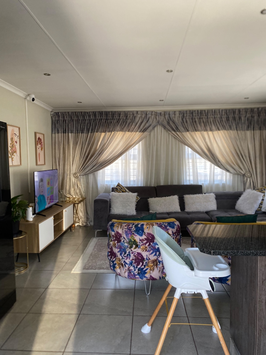 To Let 3 Bedroom Property for Rent in Leopard