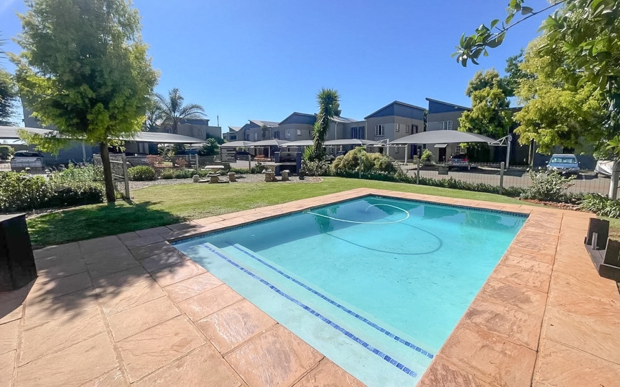 2 Bedroom Property for Sale in Brentwood Gauteng