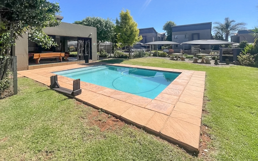 2 Bedroom Property for Sale in Brentwood Gauteng