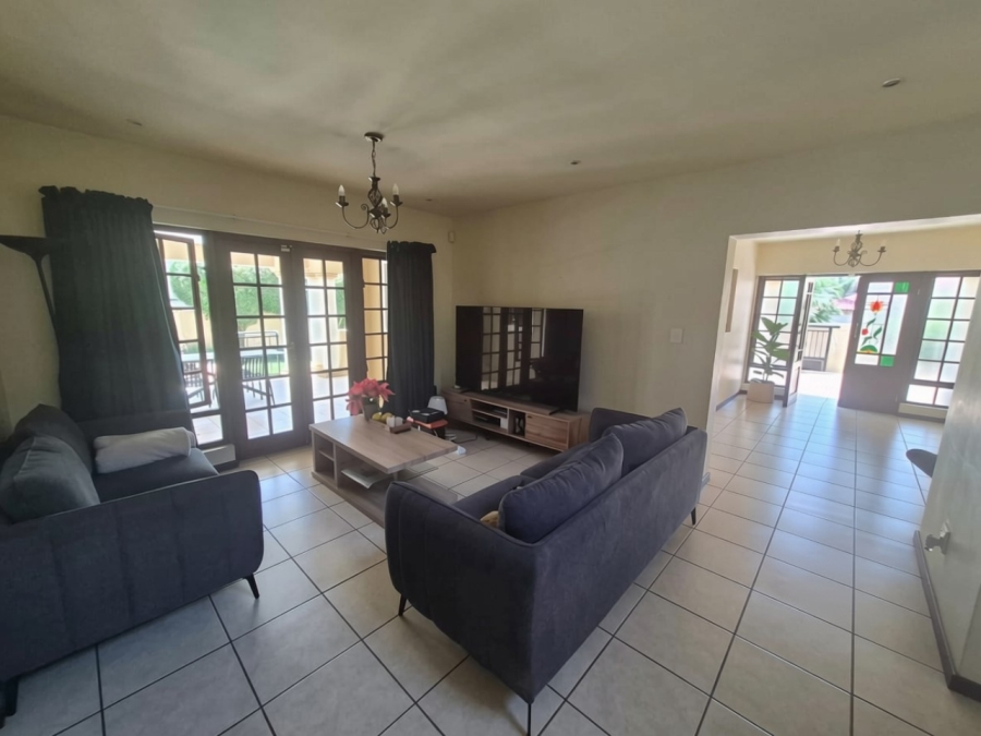 To Let 4 Bedroom Property for Rent in Bedfordview Gauteng