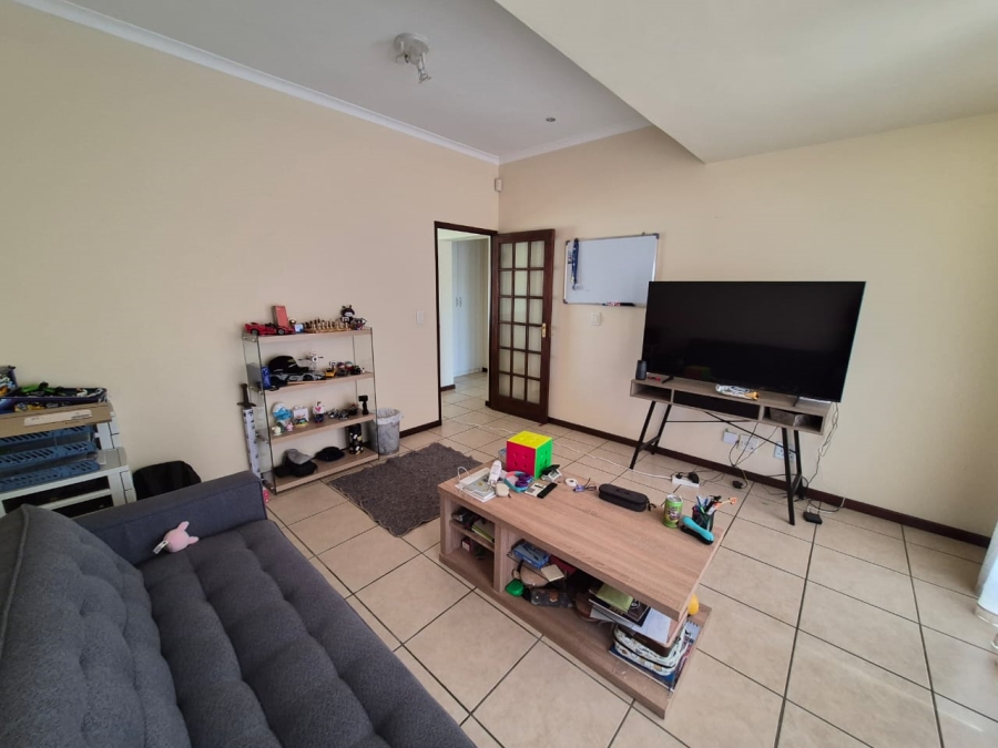 To Let 4 Bedroom Property for Rent in Bedfordview Gauteng