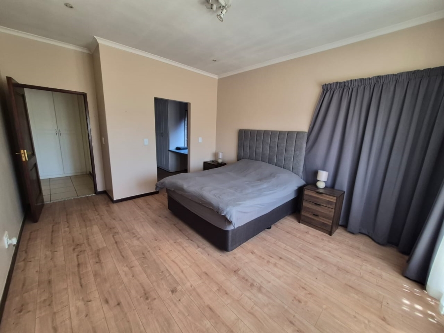 To Let 4 Bedroom Property for Rent in Bedfordview Gauteng