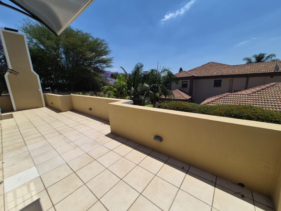To Let 4 Bedroom Property for Rent in Bedfordview Gauteng