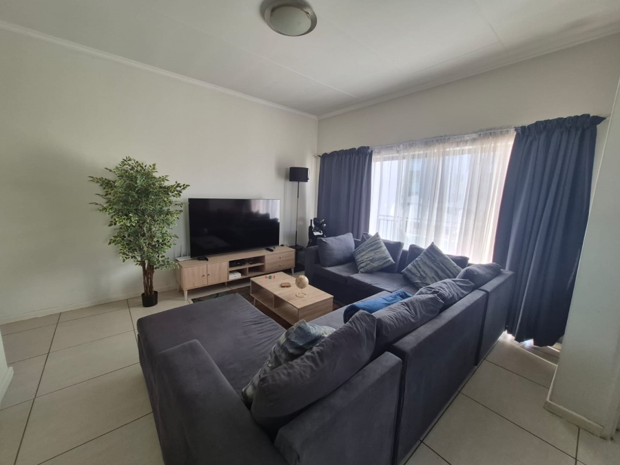 To Let 1 Bedroom Property for Rent in Greenstone Hill Gauteng