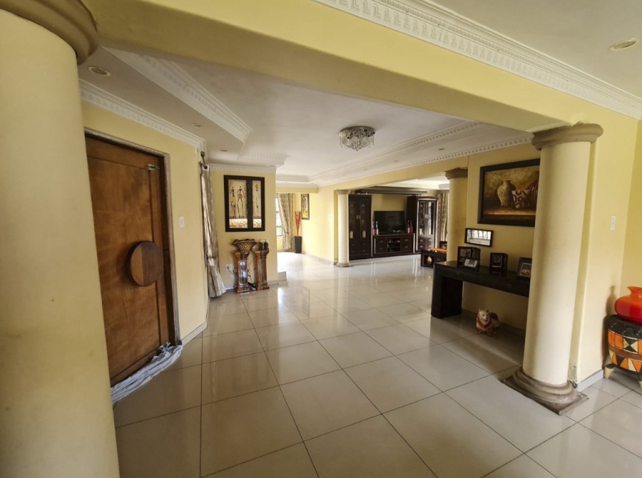 7 Bedroom Property for Sale in Klippoortje Gauteng