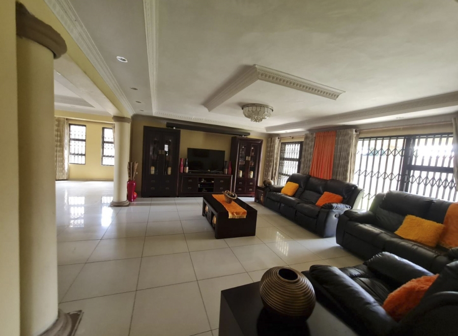 7 Bedroom Property for Sale in Klippoortje Gauteng