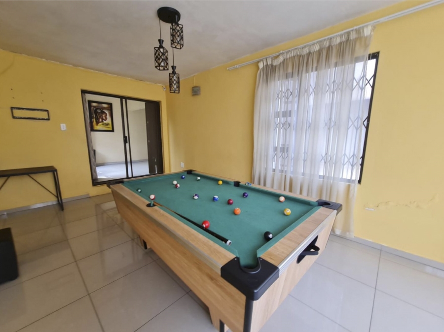 7 Bedroom Property for Sale in Klippoortje Gauteng