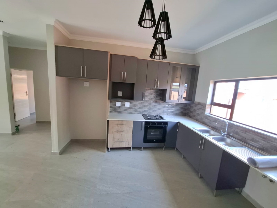 3 Bedroom Property for Sale in Annlin Gauteng