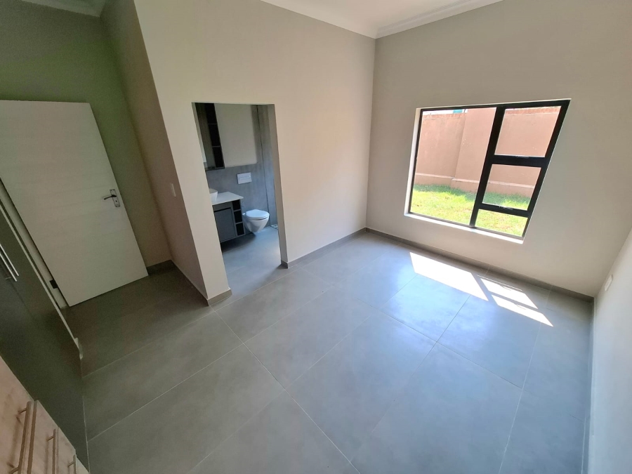 3 Bedroom Property for Sale in Annlin Gauteng