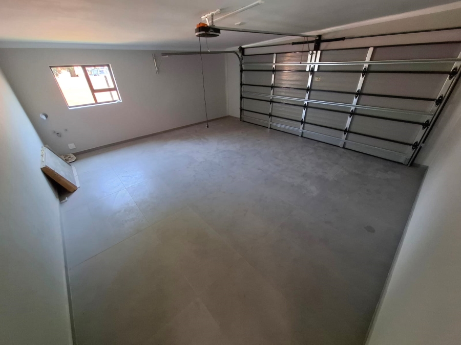 3 Bedroom Property for Sale in Annlin Gauteng