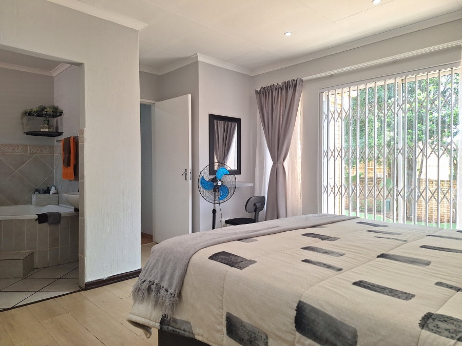3 Bedroom Property for Sale in Amorosa Gauteng