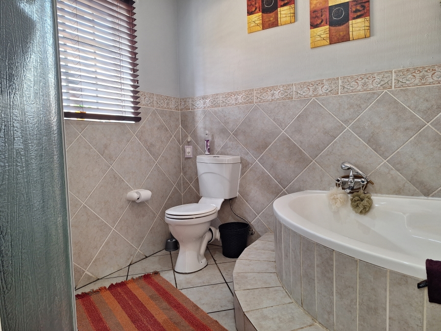 3 Bedroom Property for Sale in Amorosa Gauteng