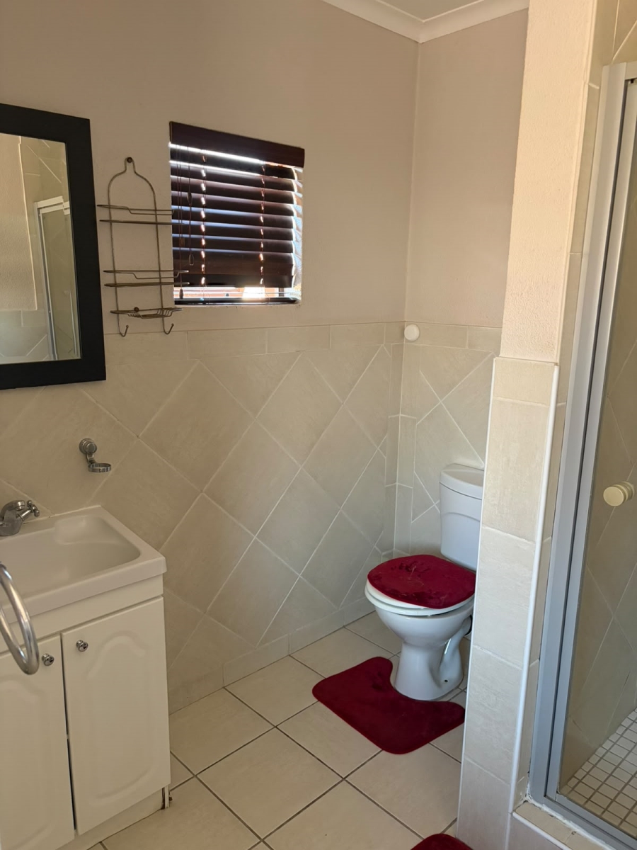 3 Bedroom Property for Sale in Oakdene Gauteng
