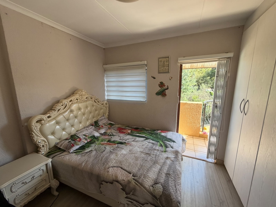 3 Bedroom Property for Sale in Oakdene Gauteng