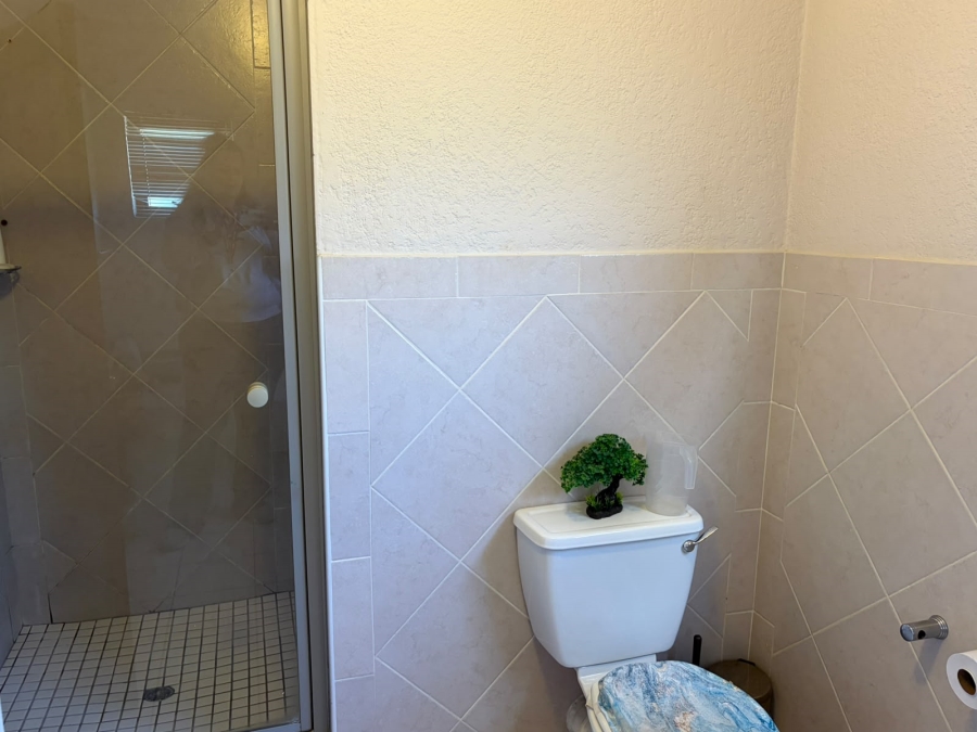 3 Bedroom Property for Sale in Oakdene Gauteng