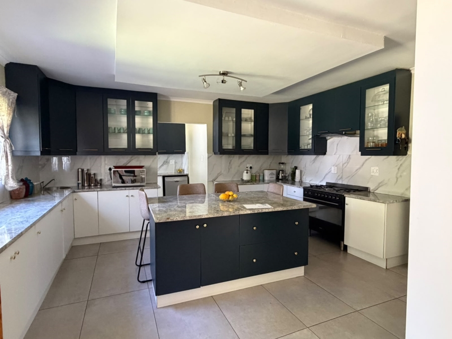4 Bedroom Property for Sale in Kibler Park Gauteng