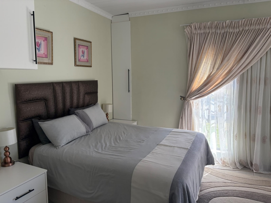 4 Bedroom Property for Sale in Kibler Park Gauteng