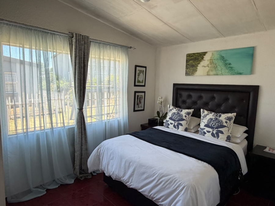 3 Bedroom Property for Sale in Ridgeway Gauteng