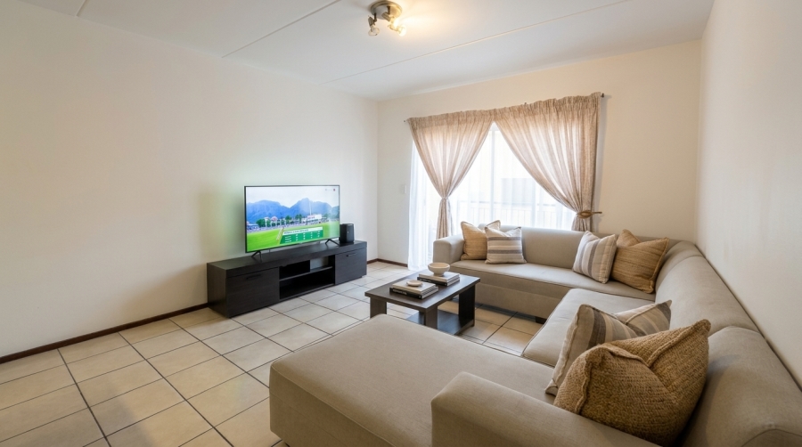 2 Bedroom Property for Sale in Grand Central Gauteng
