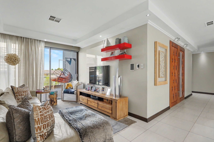 5 Bedroom Property for Sale in Northdene Gauteng