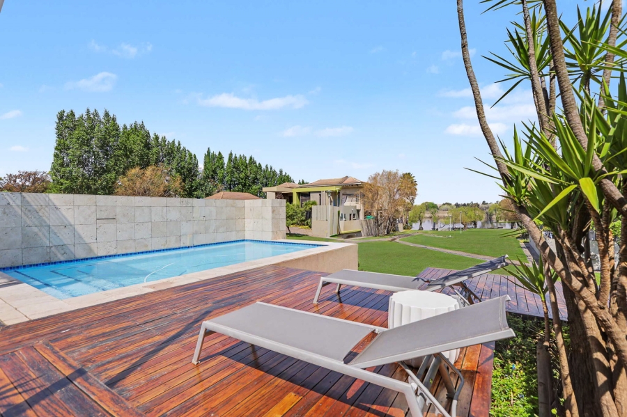5 Bedroom Property for Sale in Northdene Gauteng