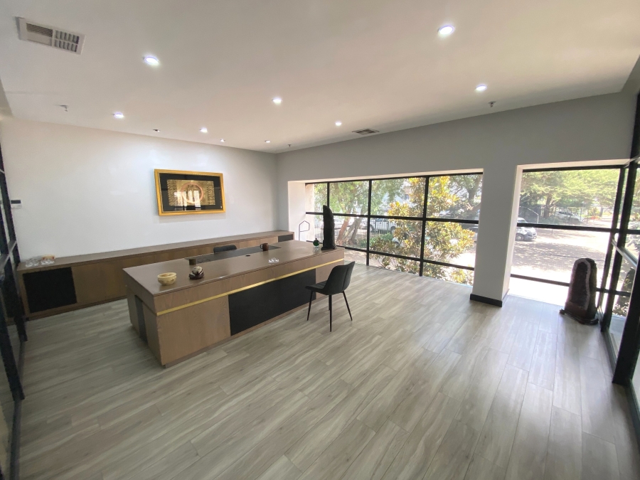 Commercial Property for Sale in Randjespark Gauteng