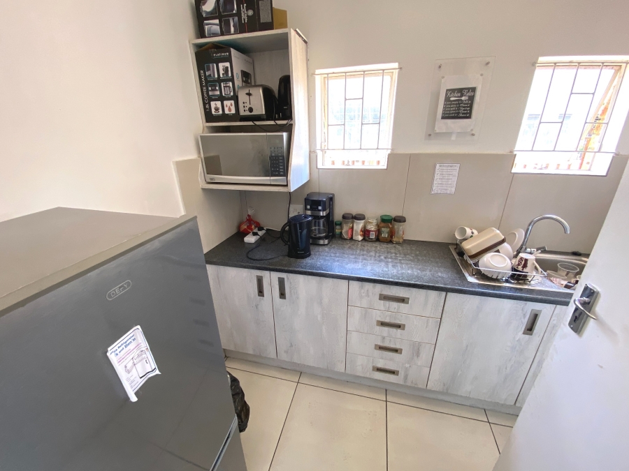 Commercial Property for Sale in Randjespark Gauteng