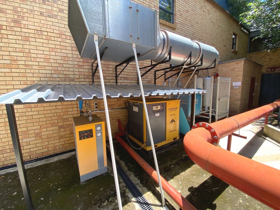 Commercial Property for Sale in Randjespark Gauteng