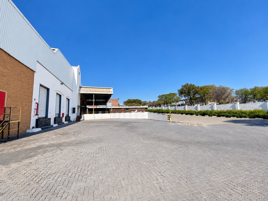 Commercial Property for Sale in Randjespark Gauteng