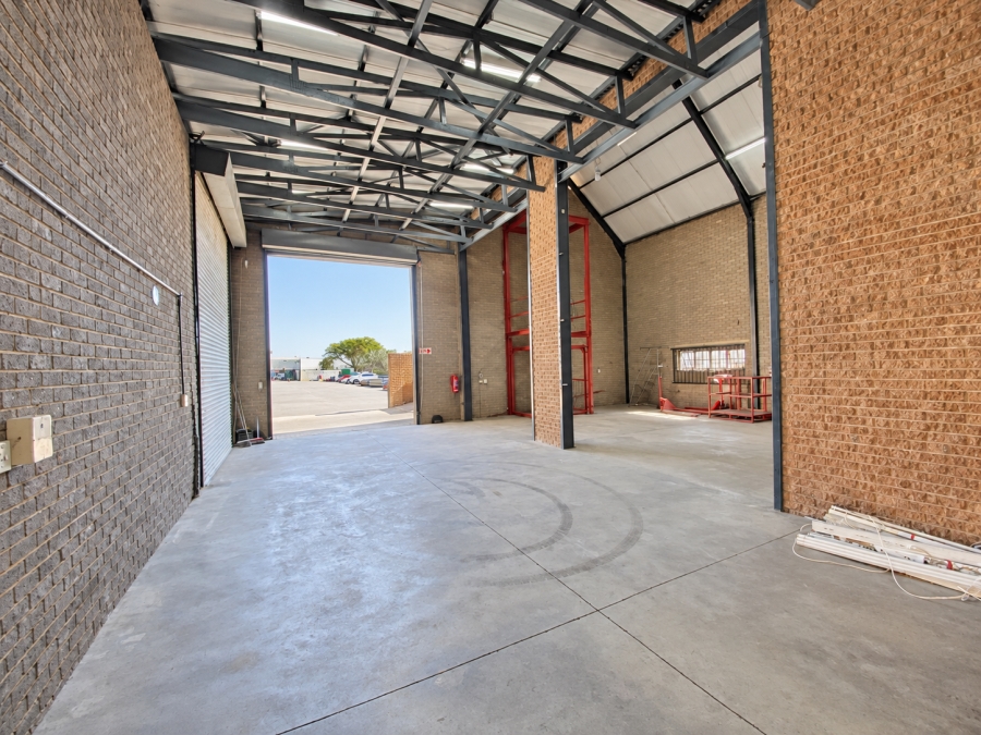 Commercial Property for Sale in Randjespark Gauteng
