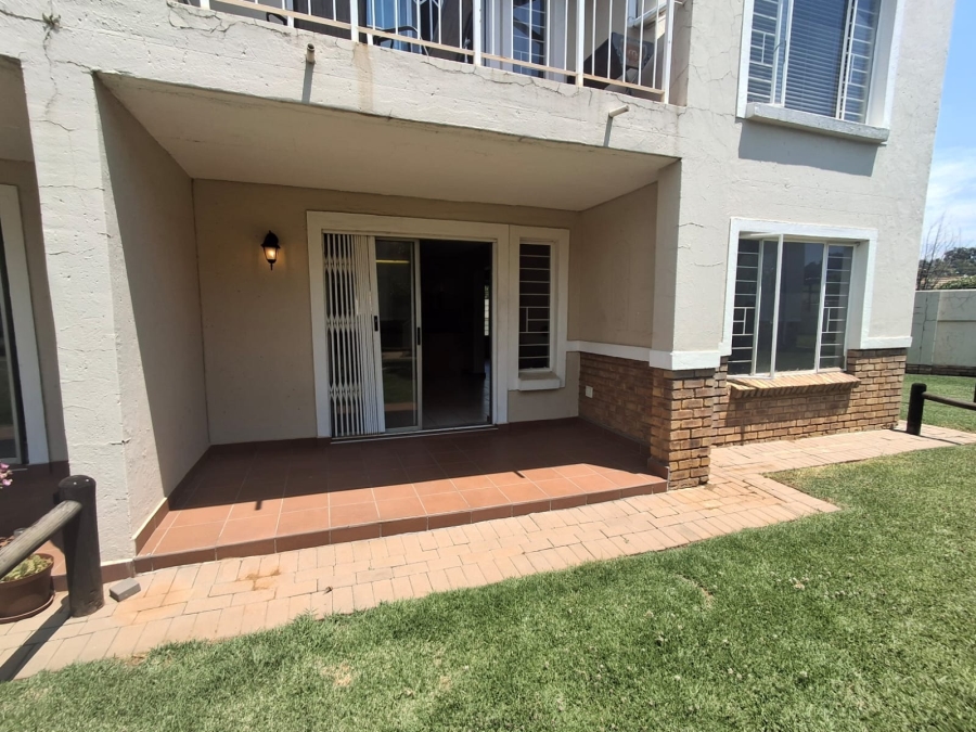 To Let 2 Bedroom Property for Rent in Norton Home Estate AH Gauteng