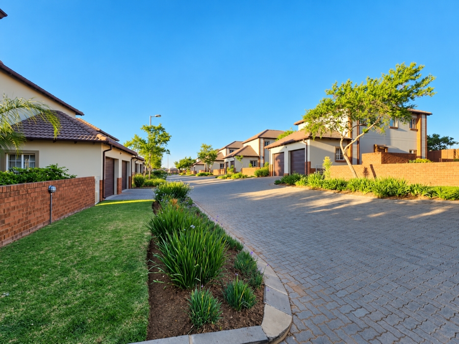 3 Bedroom Property for Sale in The Reeds Gauteng