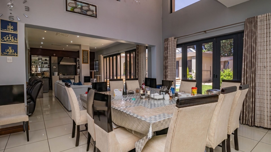 9 Bedroom Property for Sale in Farrarmere Gauteng