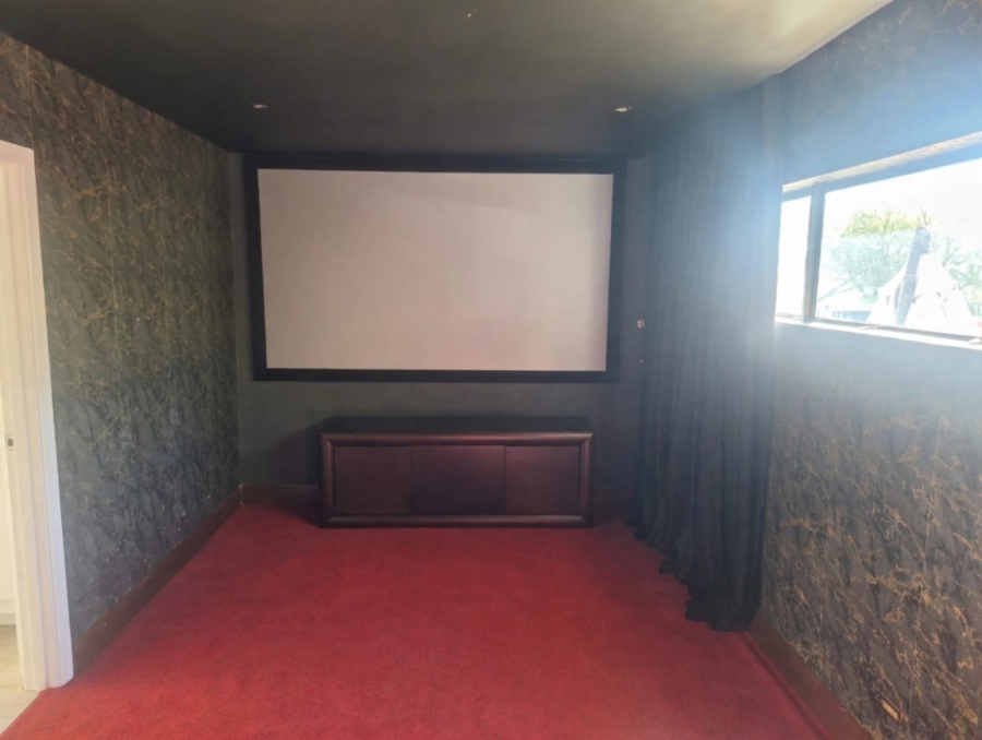 4 Bedroom Property for Sale in The Hills Game Reserve Estate Gauteng