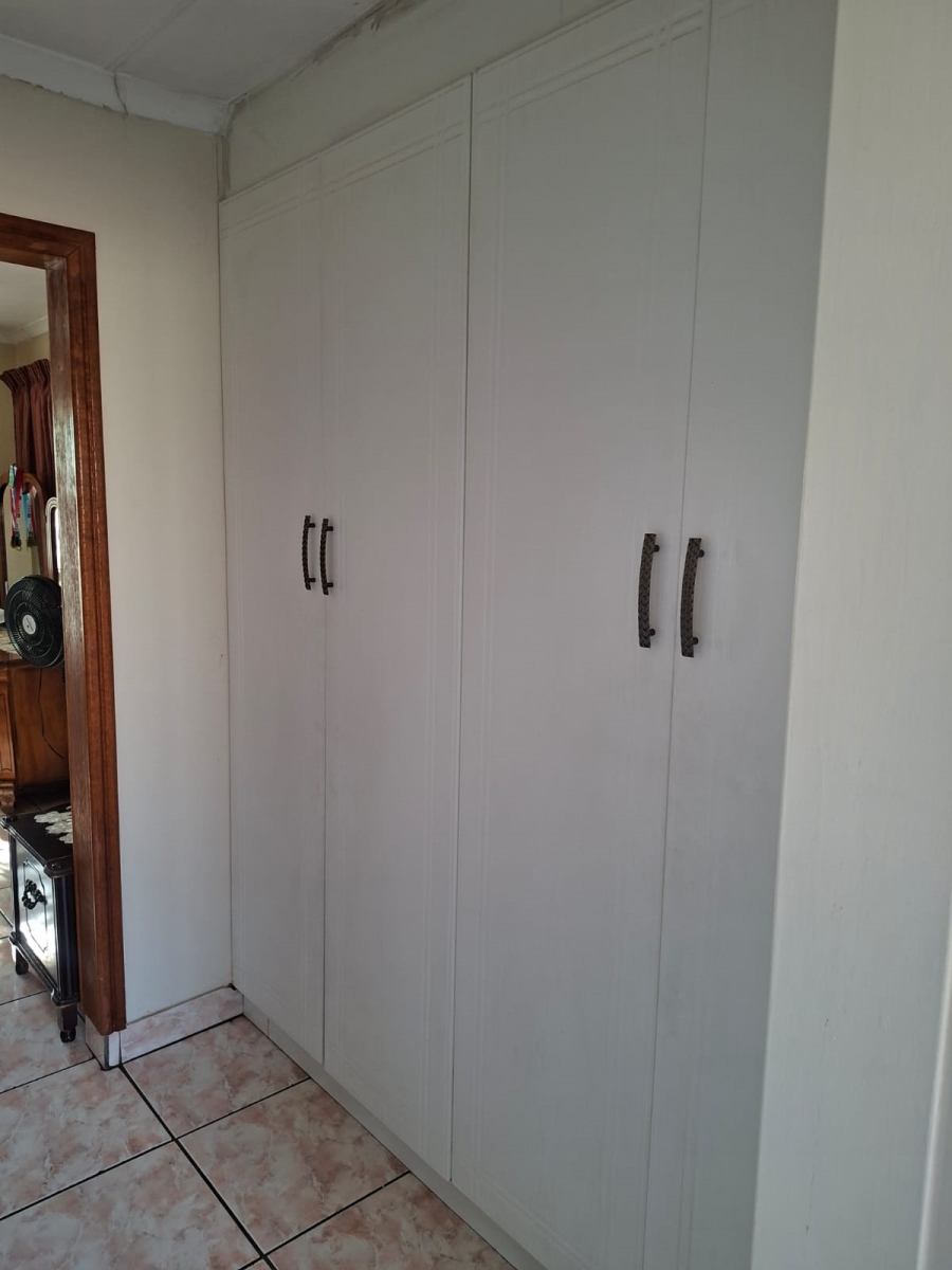4 Bedroom Property for Sale in Eersterust Gauteng