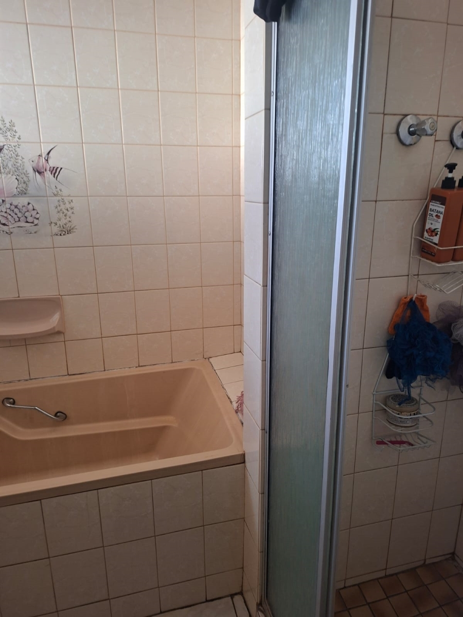 4 Bedroom Property for Sale in Eersterust Gauteng