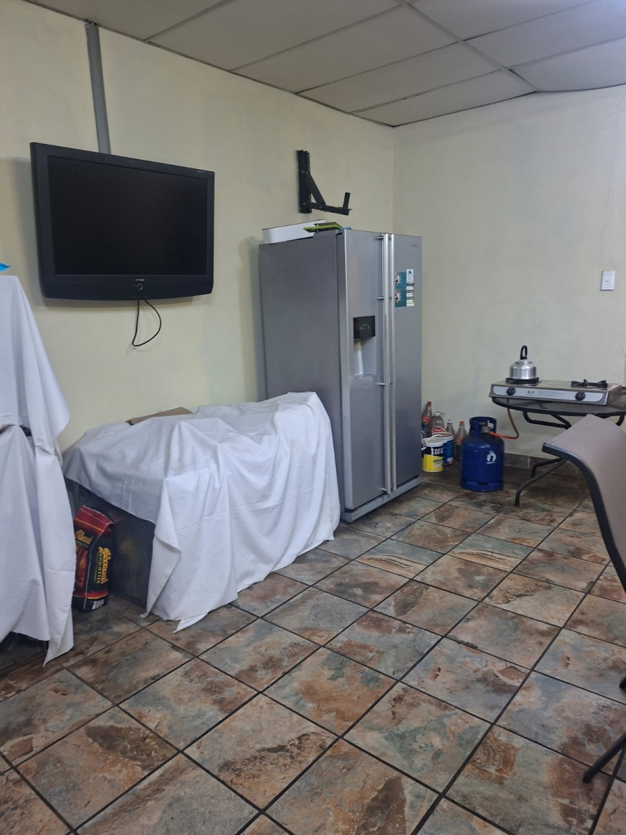4 Bedroom Property for Sale in Eersterust Gauteng