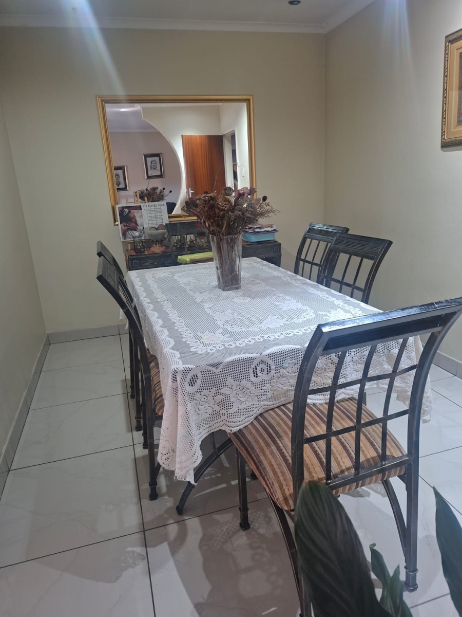 4 Bedroom Property for Sale in Eersterust Gauteng