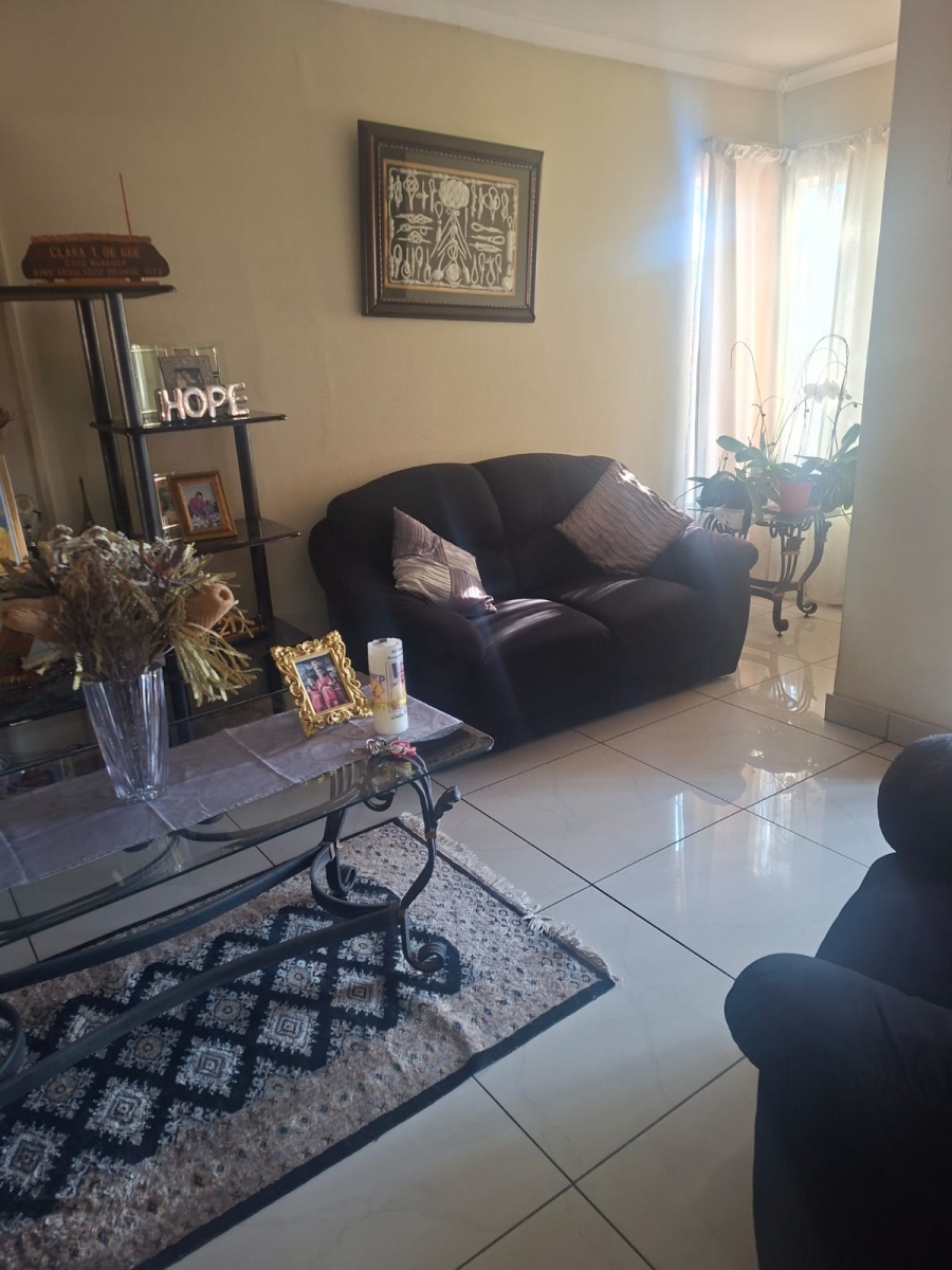 4 Bedroom Property for Sale in Eersterust Gauteng