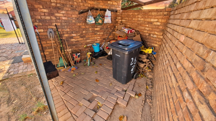 2 Bedroom Property for Sale in The Reeds Ext 10 Gauteng
