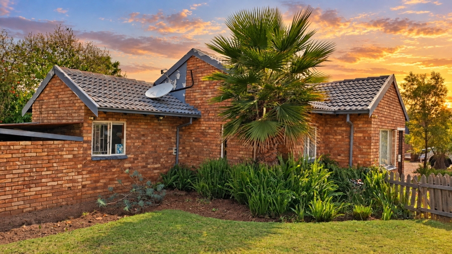 2 Bedroom Property for Sale in The Reeds Ext 10 Gauteng