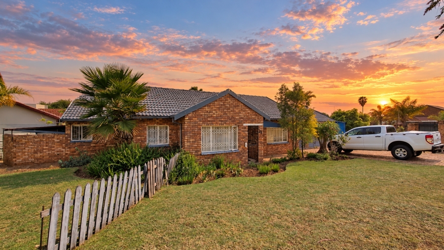 2 Bedroom Property for Sale in The Reeds Ext 10 Gauteng
