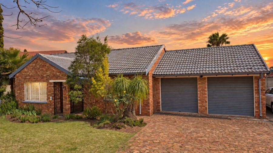 2 Bedroom Property for Sale in The Reeds Ext 10 Gauteng
