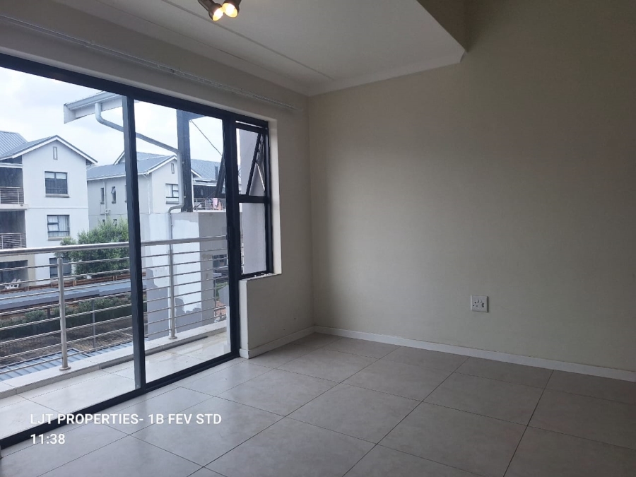 To Let 1 Bedroom Property for Rent in Modderfontein Gauteng