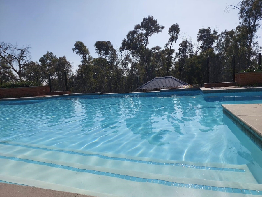 2 Bedroom Property for Sale in Modderfontein Gauteng